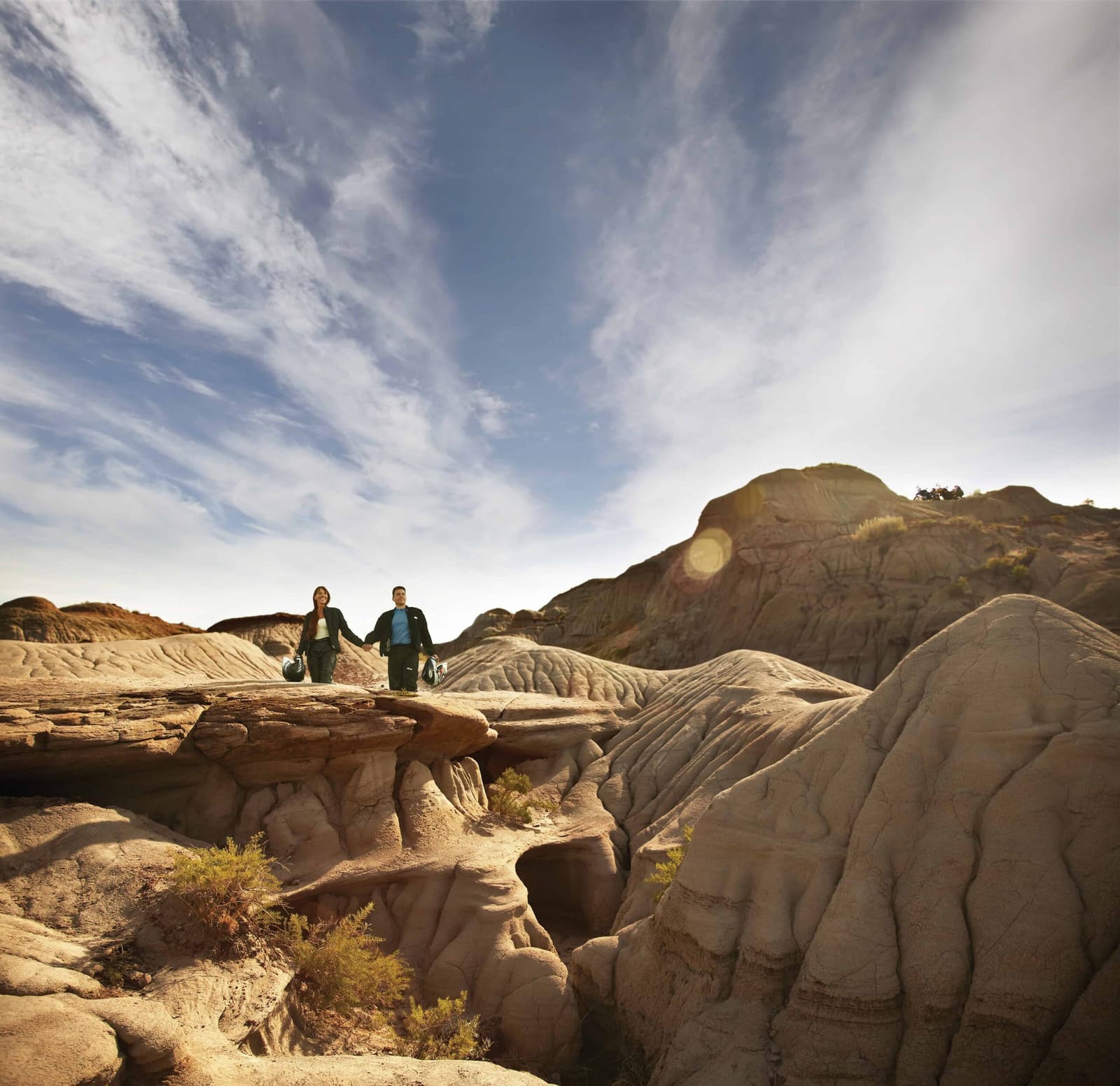 Spaziergang in den zerklüfteten Badlands von Alberta