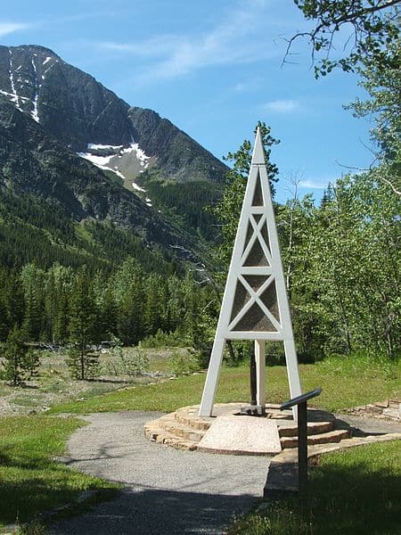Unterwegs im Waterton Lakes National Park: Die erste kommerziell genutzte Ölquelle im Westen Kanadas